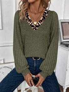 SHEIN LUNE New Fashion Women Leopard Print V-Neck Lantern Sleeve Long Sleeve T-Shirt - Army Green - View 5