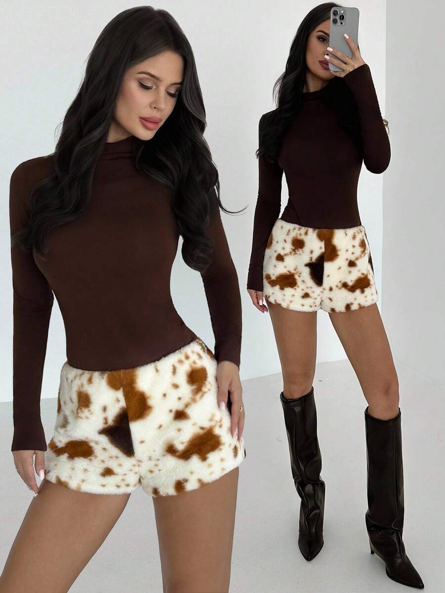 Firerie Women's New Elegant Casual Fashion Versatile Simple Urban Commute Office Wear Multi-Color Faux Fur Cropped Low Waist Fitted Shorts, Autumn Outfit, Teacher Outfit, Airport Outfit, Outgoing Wear, Back To School, Cozy Fall