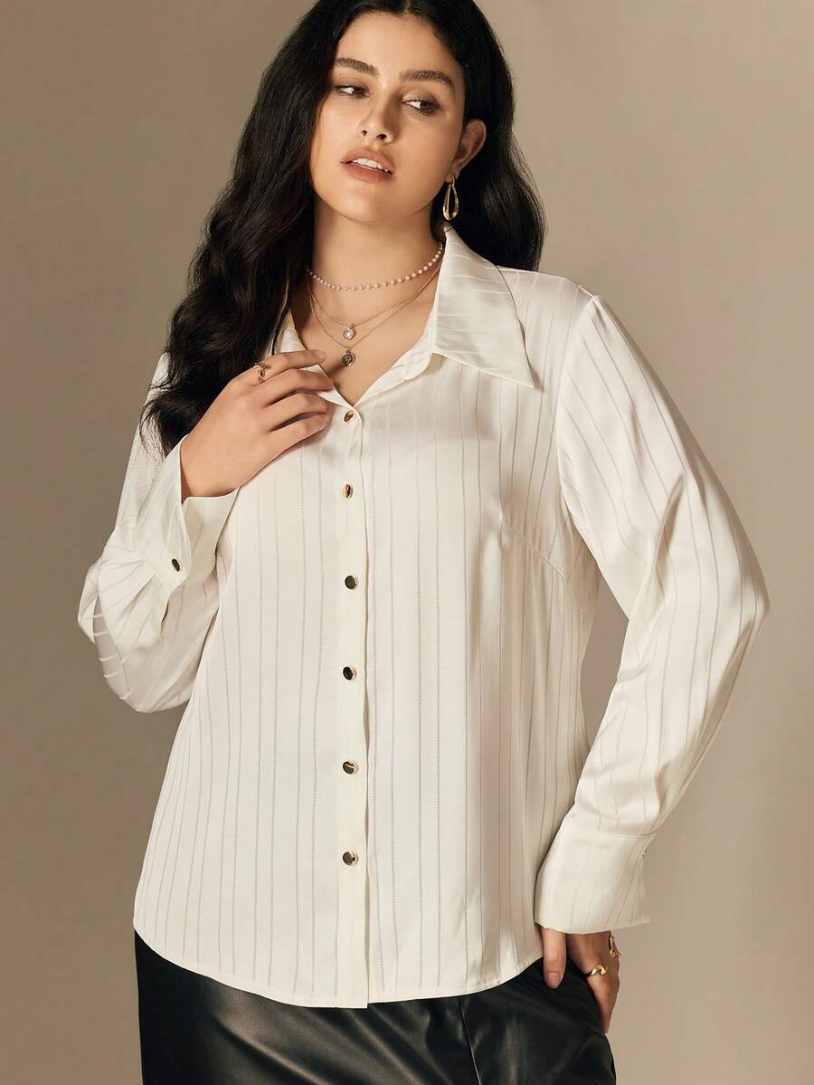 SHEIN LUNE Camisa de satén con botones metálicos, casual/oficina, talla grande - Blanco - Ver 1