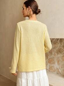 SHEIN Unity Lymera 女士奶油黄不对称秋季优雅商务休闲侧开衩圆领格子纽扣长袖柔软畅销T恤上衣，适合夏季、秋季/冬季派对、外出、新年、圣诞节、感恩节、工作、办公室、通勤等场合。 - 黃色 - 查看 3