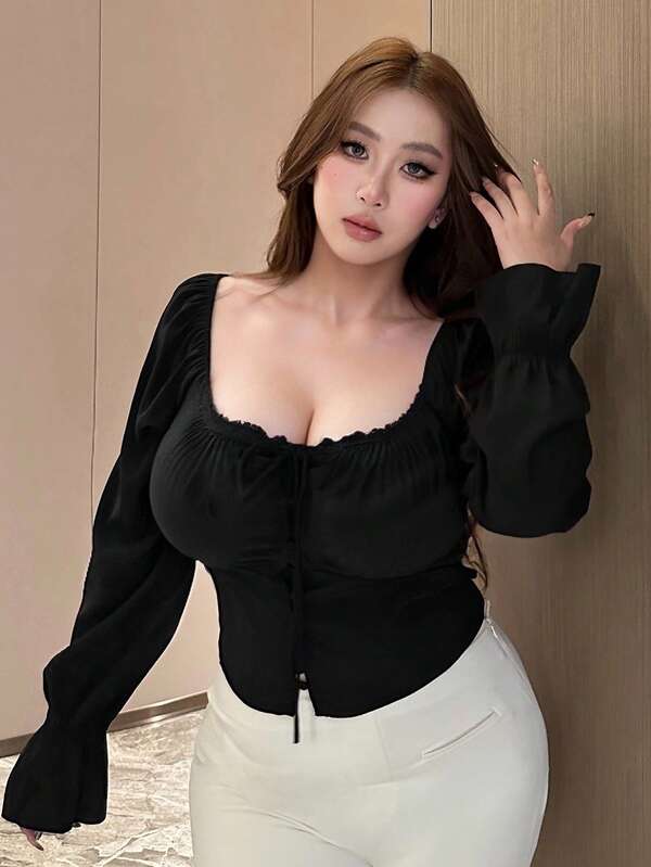 Dazy Plus Plus Size Women's Black Solid Color Pleated Collar Cropped Long Sleeve Flare Cuff Blouse, Spring/Autumn