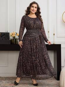 Modelyn Gaun Rajut Panjang Elegan Motif Leopard dengan Detail Kerut untuk Wanita Ukuran Plus (Musim Gugur) - Hitam - View 6