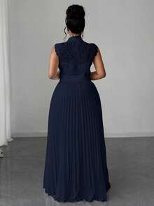 Maweii 大码女式中式立领无袖优雅蕾丝褶腰连衣裙 - 藏蓝色 - 查看 2