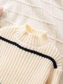 SHEIN Set di maglione e pantaloni in maglia kaki per bambina, maglione oversize vintage di alta qualità minimalista e pantaloni a zampa d'elefante, set di 2 pezzi per autunno e inverno