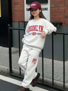 SHEIN 2件套休闲字母印花针织纯色宽松落肩长袖运动衫和阔腿运动裤套装 - 淺灰色 - 查看 10