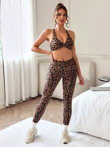 Slayoga Costum sport pentru femei cu imprimeu leopard, top și colanți, model răsucit