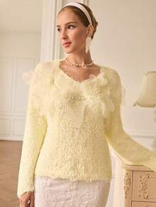 Aveloria Rosie Francuski, żółty, miękki i puszysty, elegancki sweter z okrągłym dekoltem i bogato zdobionymi kwiatami - Żółty - Zobacz 3