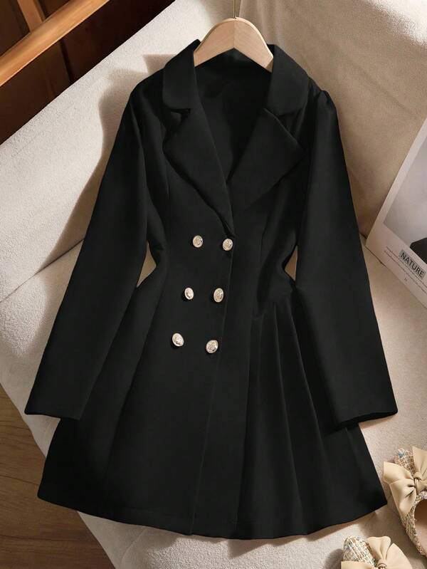 Chaqueta ajustada con cuello en V, botones y dobladillo plisado, cómoda, elegante y versátil para uso diario