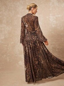 Lumalex 秋季简约复古闪亮假日派对装扮，适合锐舞音乐节、郊游、度假、波西米亚风、户外、婚礼季、宴会、成人礼等场合。豹纹网纱透视深V领泡泡袖飘逸系带连衣裙，适合女性穿着。豹纹长款连衣裙，豹纹长袖长款连衣裙，棕色长款连衣裙，奢华长款连衣裙，秋季女装，舞会礼服，秋季婚礼宾客礼服。 - 咖啡棕 - 查看 2