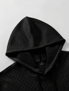 Manfinity Homme Áo hoodie nam dáng suông, có túi và dây rút, thích hợp mặc đi làm hàng ngày, mùa xuân/thu, kiểu dáng thường ngày, áo hoodie chui đầu màu đen, phong cách cổ điển, thích hợp mặc hàng ngày, đi chơi cuối tuần, hoạt động ngoài trời, du lịch, môi trường làm việc thoải mái hoặc các dịp bán trang trọng, quà tặng cho bạn trai/chồng, quà kỷ niệm, quà Giáng sinh, áo hoodie dáng suông, áo hoodie chui đầu tay dài. - màu đen - Xem 4
