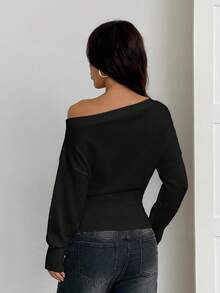 SHEIN PETITE 米色超大碎花不对称肩部浪漫宽松针织毛衣，秋冬 - 黑色 - 查看 2