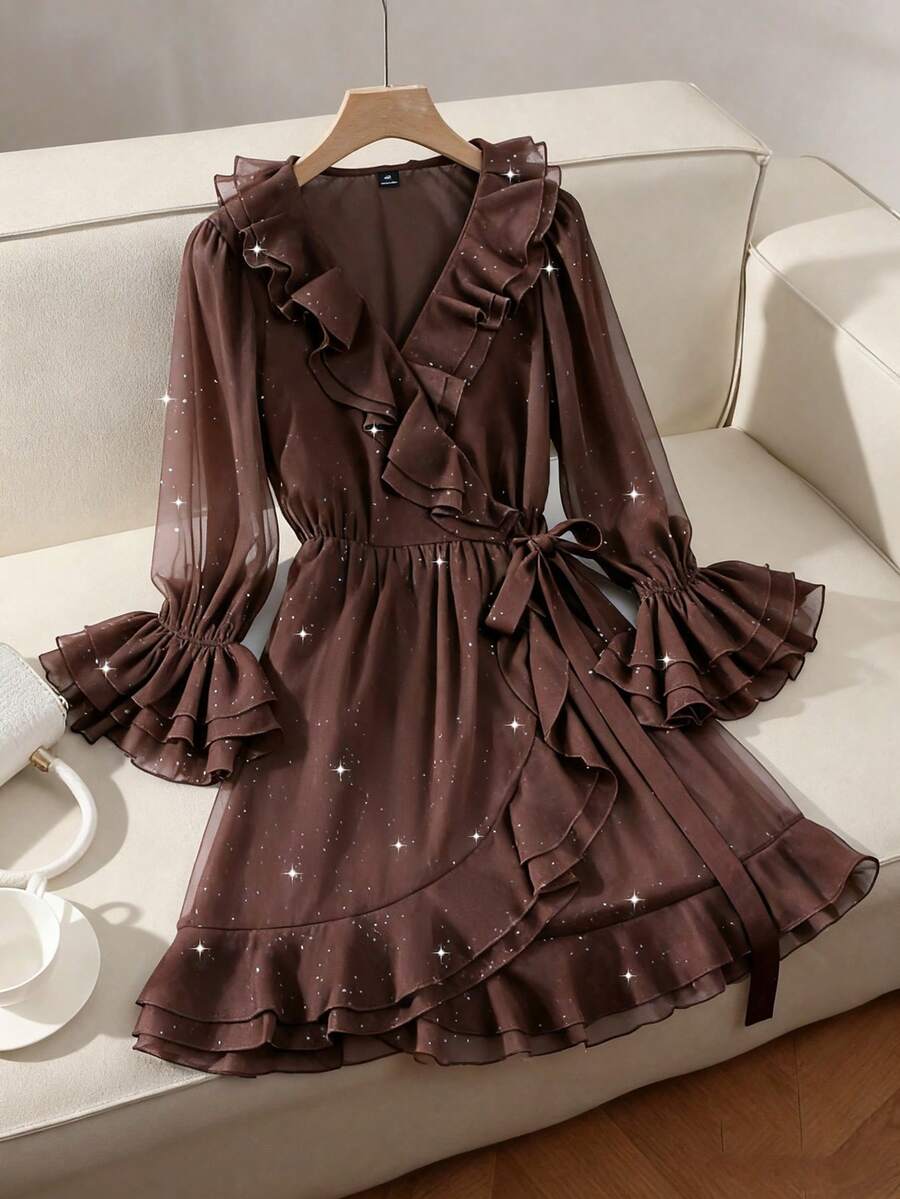 Franclia 大码女装春秋冬法式浪漫西西里优雅休闲通勤度假下午茶圣诞派对纯色雪纺箔面裹身蝴蝶结双层荷叶边袖装饰有衬里长短款连衣裙荷叶边连衣裙波点法式风格连衣裙长袖优雅波点连衣裙 - 棕色 - 查看 1