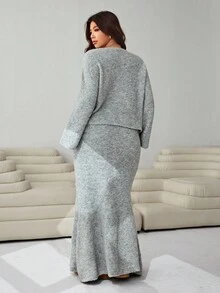 Solflare 2025 Autumn/Winter New Casual Outgoing, Party, Date, Holiday, Home Multi-Occasion Loose Cropped Top & Extra Long Fishtail Skirt Warm, Cozy, Gray Floral Knit Set, Plus Size - Grey - View 6