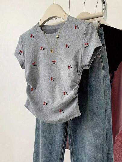 Resyla Women's Casual Pullover Top, Stylish Cherry Print Design, Flattering Ruched Waist, Suitable For Summer, Back To School, Daily Wear, Party, Date, High Attention-Grabbing