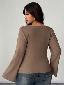 Dazy Plus Plus Size Women Elegant Solid Color Loose Fit Flare Sleeve Crew Neck Split Hem Pullover Sweater, Autumn/Winter - Khaki - View 2