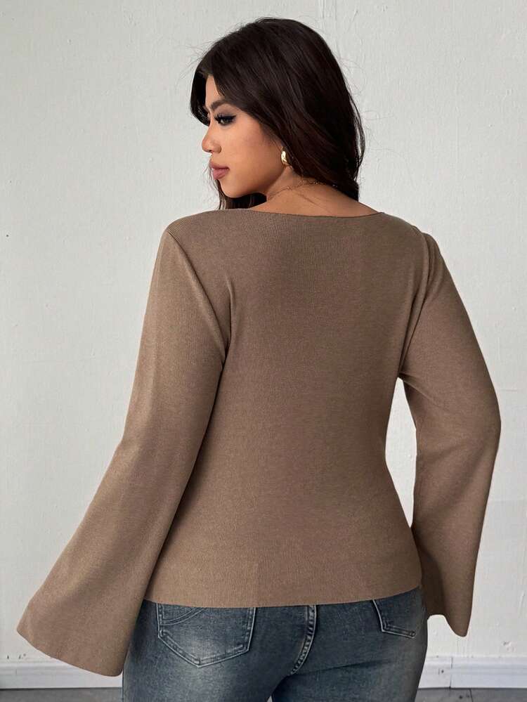 Dazy Plus Plus Size Women Elegant Solid Color Loose Fit Flare Sleeve Crew Neck Split Hem Pullover Sweater, Autumn/Winter