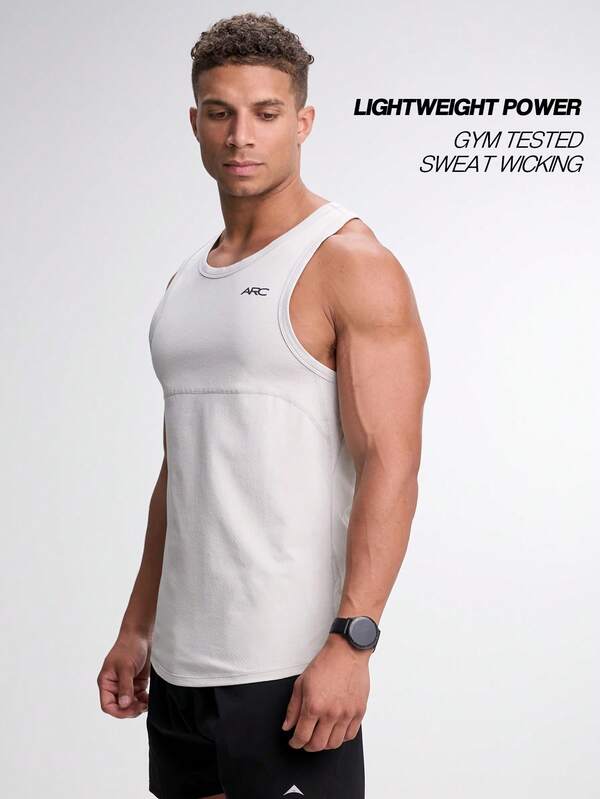 Camiseta Esportiva Casual e Versátil com Estampa de Letra Oversized para Homens