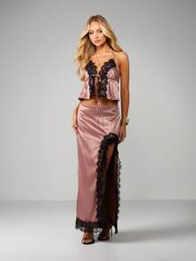 MISSGUIDED Satin-Spitzen-Besatz Trägertop mit Maxi-Rock Zweiteiler für Abendpartys - Altrosa - Übersicht 1