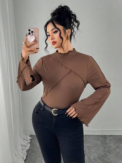 Modelyn Camiseta de manga larga acampanada, ajustada y de alta elasticidad con volantes, minimalista y con estilo para tallas grandes de mujer