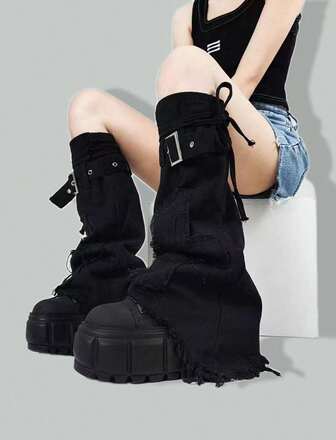 Goth 1 coppia di polsini per gambe in finta pelle con motivo a spirale scuro per donne