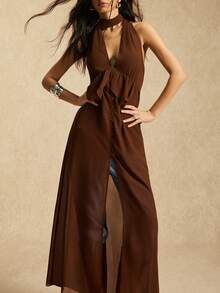 Easelle فستان نسائي أنيق من الشيفون البني بياقة على شكل حرف V وظهر مكشوف - بني مخاوي - مشاهدة 2