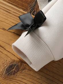 SHEIN Playful Pals 2 件套男婴/女婴男女通用婴儿/幼儿 6 个月-3 岁杏色柔软圆领长袖运动衫和纯黑色裤子两件套服装，适合外出、约会、休闲装、校园散步、友好聚会