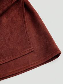 Sweetra Plus Size Brown Pleated Asymmetric Zipper Back Suede Fuzzy Fabric Short Skirt, Minimalist Style For Commuting, Autumn/Winter - Red - View 6