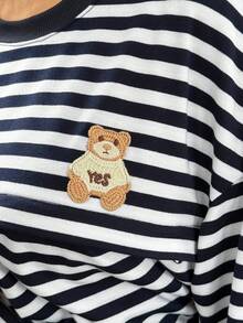 SHEIN 2 st. gravidset med tecknad björn och randig nedsänkt axel och justerbara byxor i midjan. - Marinblå - Visa 7