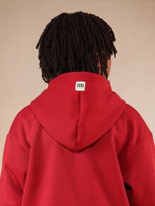 SUMWON 男童红色拉链连帽衫和阔腿运动裤套装，带抽绳腰带和中央口袋，适合度假穿着 - 紅色 - 查看 7