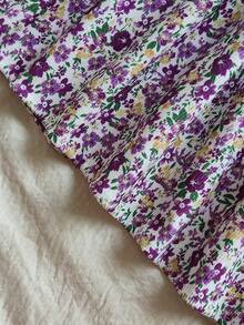 Vintaside Kids Mädchen bequemes, elegantes Kleid mit großem Kragen, leicht fallenden Schultern und niedlichem Blume Muster-Saum an den Ärmeln, vielseitig für Übergangszeiten von Frühling, Herbst und Winter, Landhaus-Chic Stil, und damenhaft