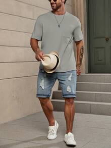 Manfinity Homme Men Solid Pocket Patched Tee - Grey - View 5