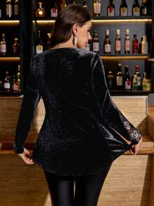 SHEIN Clasi 大码优雅派对水钻装饰扭纹前T恤 - 黑色 - 查看 3