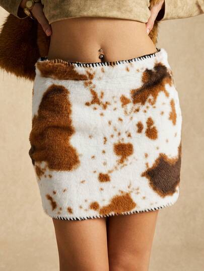 Easelle Fashion Retro Cow Print Fluffy Mini Skirt Plush Autumn And Winter Skirt Cow Pattern Bottoms With Retro Nomadic Pattern Skirt 2025 Autumn And Winter