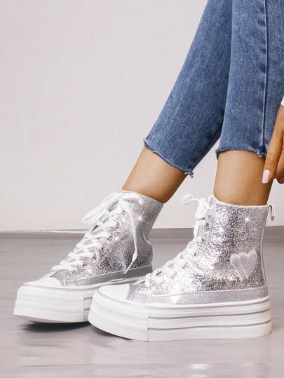 Tenis casuales de mujer, tipo choclo, tipo , tenis planos ,tenis cómodos, tenis suela baja, tenis de moda, tenis casuales, tenis informales, zapatos informales, tenis ligeros.