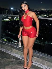 INAWLY 1 Set Sexy Red Glitter Halter Hollow Out Metal Chain Crop Top And Shorts - Burgundy - View 5