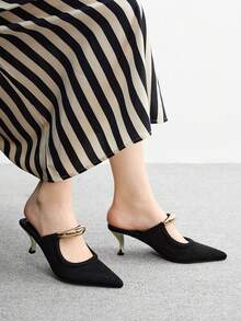 CUCCOO BIZCHIC 女士尖头细高跟鞋，优雅通勤工作办公室正装鞋，黑色 PU 皮革穆勒鞋，带金属新月形扣装饰 - 黑色 - 查看 1