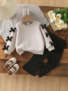 SHEIN Playful Pals 2 件套男婴/女婴男女通用婴儿/幼儿 6 个月-3 岁杏色柔软圆领长袖运动衫和纯黑色裤子两件套服装，适合外出、约会、休闲装、校园散步、友好聚会