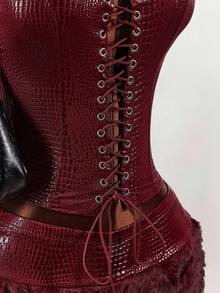 Amplova طقم ملابس علوية كورسيه بنمط جلد التمساح الصناعي وتنورة ضيقة فرائية قصيرة، مثير مكون من قطعتين للنساء - احمر خشبي - مشاهدة 6