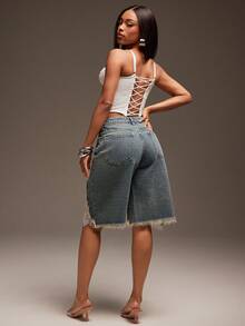 Denimoi 不对称腰部蕾丝镂空磨边牛仔短裤 - 中等水洗藍 - 查看 3