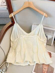 GlowEve CURVE 大码女士优雅串珠3D花朵吊带背心，玫瑰花卉装饰闪亮夜店派对修身款上衣 - 杏色 - 查看 2