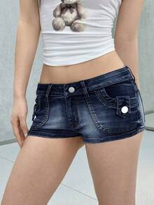 SHEIN ICON 女式超低腰弹力牛仔短裤，性感修身，黑色，伊比沙岛风，狂欢短裤，狂欢，低腰短裤，韩流街头短裤，垃圾摇滚 - 深色水洗藍 - 查看 3
