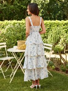 KARISMINA 夏季休闲约会连衣裙，适合节日出游，多层荷叶边纹理碎花图案面料连衣裙，适合度假、办公室穿着、老钱风格服装、教师服装、约会服装、参加婚礼季节姐妹下午茶聚会的休闲连衣裙、母亲节连衣裙、参加音乐节出游的休闲连衣裙。，女士休闲连衣裙，女士碎花连衣裙