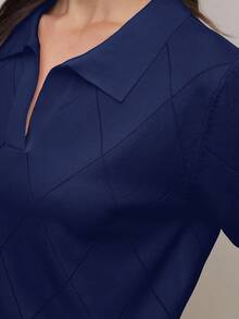 BizChic Áo len dài tay cổ polo màu xanh hải quân dệt họa tiết hình thoi dành cho nữ, kiểu dáng hiện đại, thanh lịch, phù hợp cho công sở, đi làm hàng ngày, lãng mạn, mang hơi hướng thập niên 90, thích hợp cho Giáng sinh, Năm mới, Ngày Valentine, Tiệc tùng, Bãi biển, Lễ tốt nghiệp, Thời trang, Lễ hội, Kỳ nghỉ, Khách dự đám cưới, Bữa ăn trưa, Sân bay, Nhiều dịp khác nhau. - Màu xanh hải quân - Xem 3