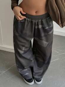 DAZY 女士秋冬迷彩松紧腰宽松阔腿休闲裤 - 軍綠色 - 查看 3