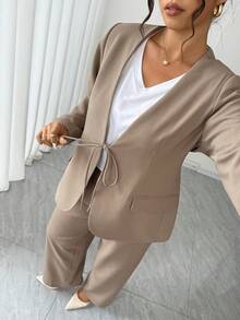 Dazy Plus Conjunto de terno casual feminino plus size, 2 peças, blazer e calça de manga comprida com design de gravata, primavera/outono - Caqui - Ver 6