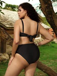 Swim Oasis Nowy damski 3-częściowy zestaw kostiumu kąpielowego w dużych rozmiarach: czarny top typu bandeau, majtki z wysokim stanem i długie, dopasowane nakrycie - Czarne - Zobacz 4