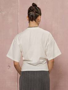 COUREZ Áo thun dài tay in khẩu hiệu phong cách skater / Áo thun mùa đông Y2K cho nữ, áo thun in hình họa tiết màu trắng, thích hợp mặc đi chơi. - trắng - Xem 3