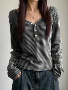 EMERY ROSE 秋季大码女式休闲条纹纽扣长袖T恤 - 彩色 - 查看 1