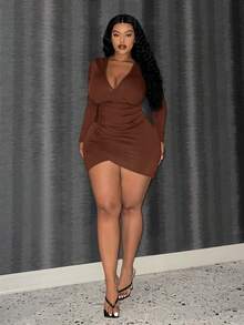 Slaydiva Plus Size Fashionable Sexy Solid Color Ruched Bodycon Dress, Autumn - Brown - View 3