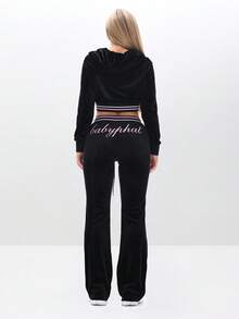 BABYPHAT 天鹅绒修身慢跑裤，搭配撞色滚边细节运动裤，打造休闲舒适体验 - 黑色 - 查看 7